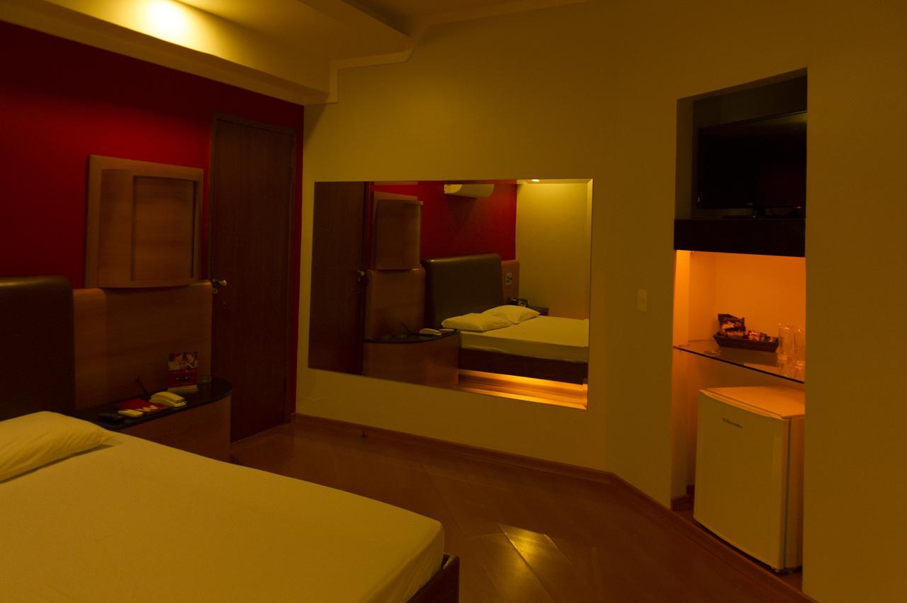 W Motel (Adults Only) คองโกนญัส ภายนอก รูปภาพ