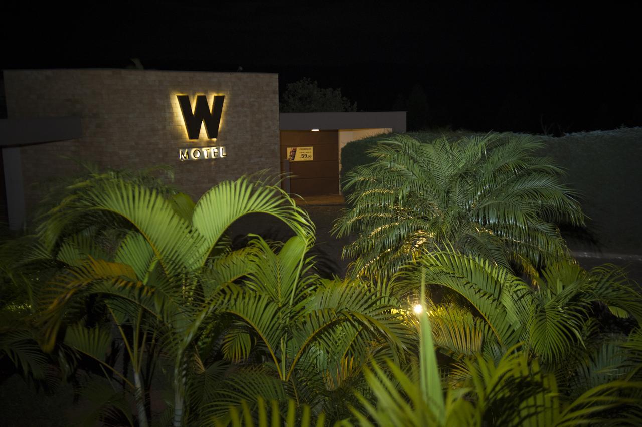 W Motel (Adults Only) คองโกนญัส ภายนอก รูปภาพ